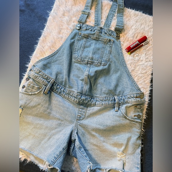 For sale swimwear and dresses size M and S color variety - Picture 2 of 5